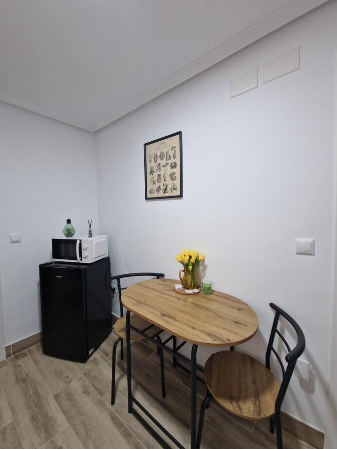 Hanna'S Estudio Deluxe Alicante Exterior photo